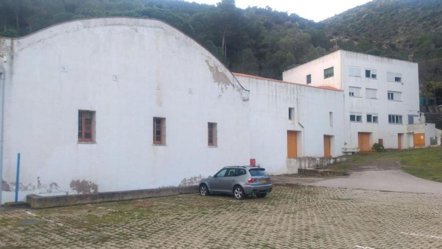 La compra de can Ros aporta espais de futur per a Portbou