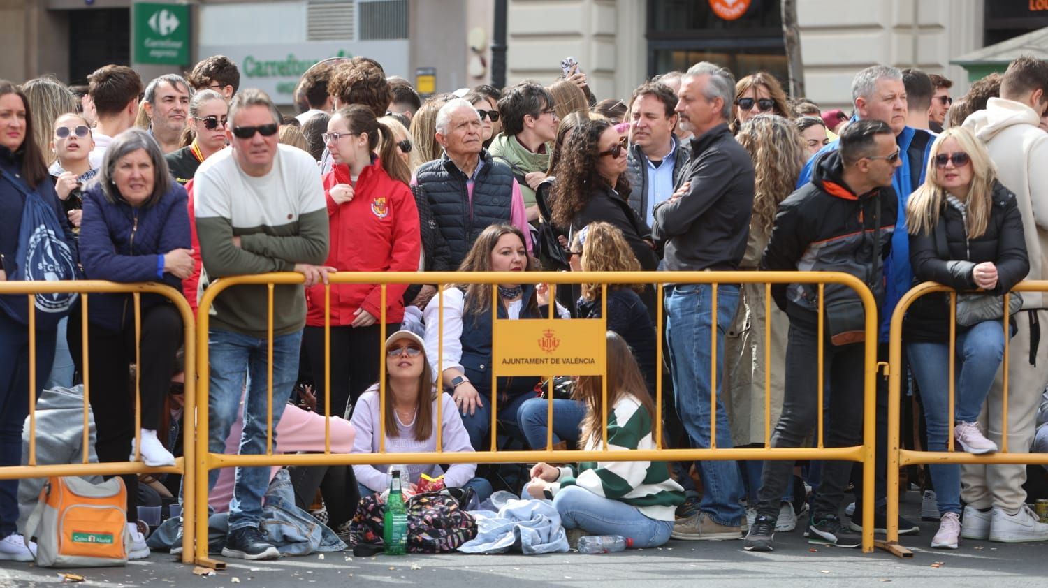 Búscate en la mascletà del 2 de marzo