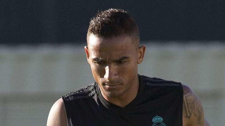 El Madrid busca lateral tras la venta de Danilo