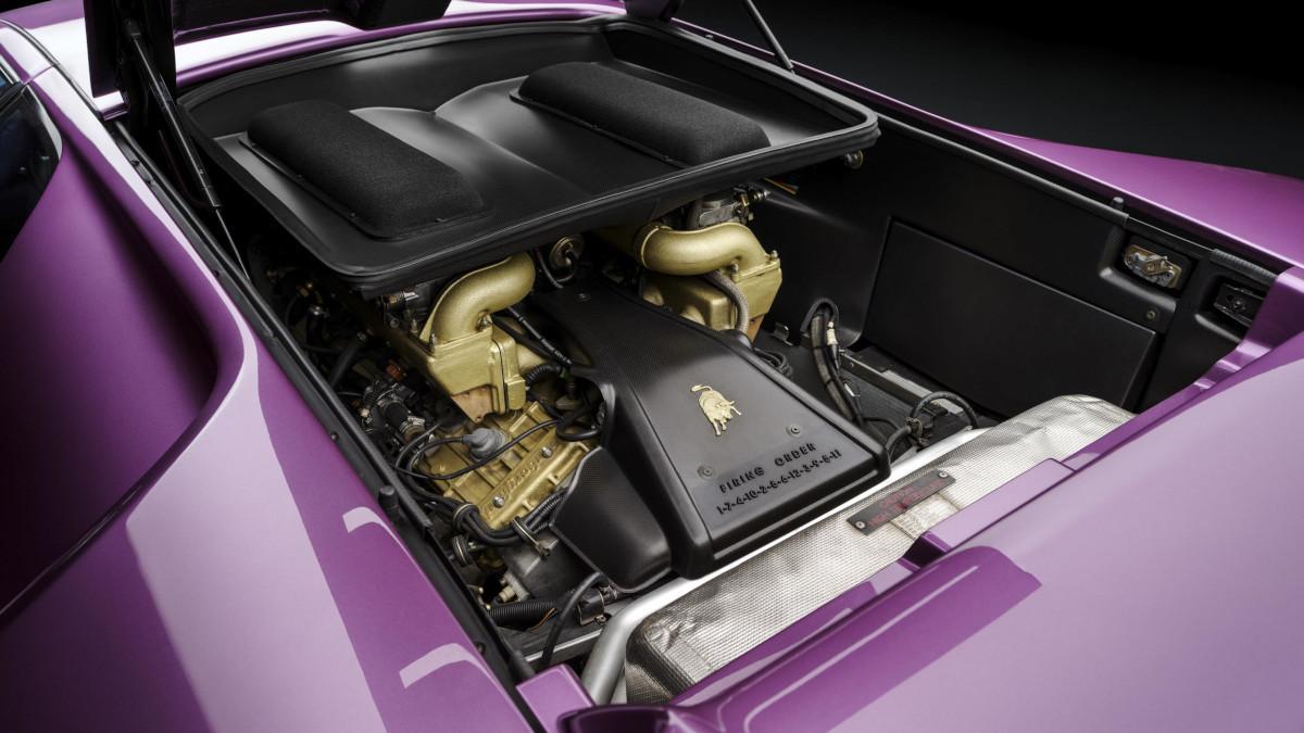 V12 Motor Lamborghini Diablo