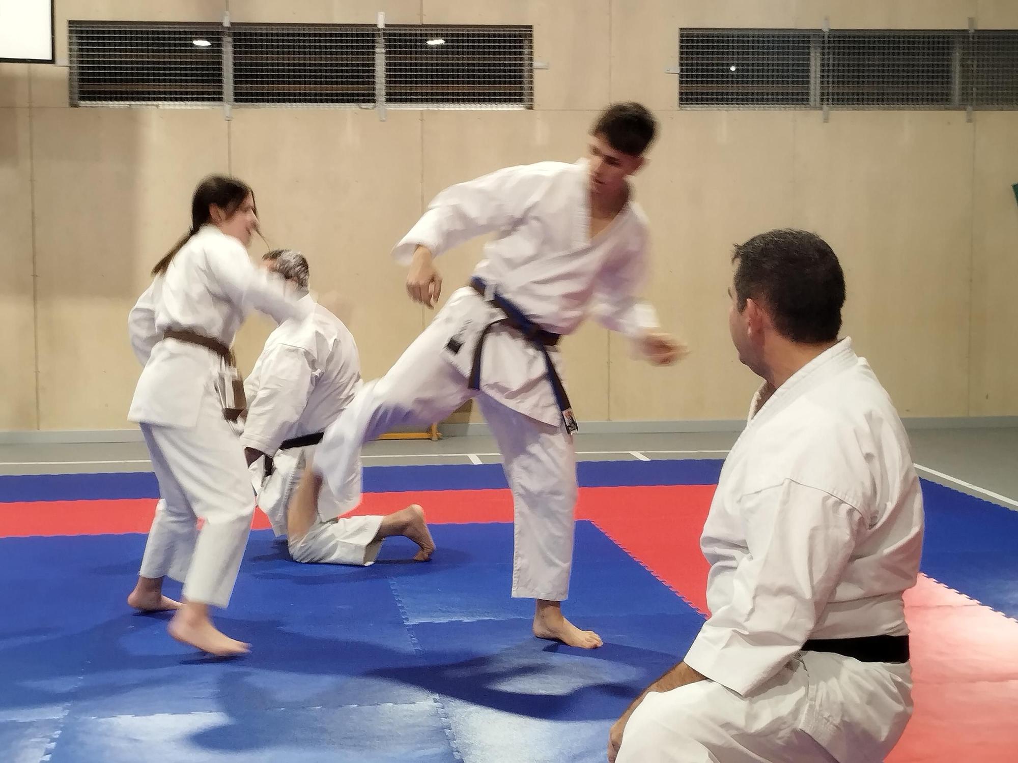 El tai-jitsu, el arte de defensa de los guerreros samurái conquista en Llanera