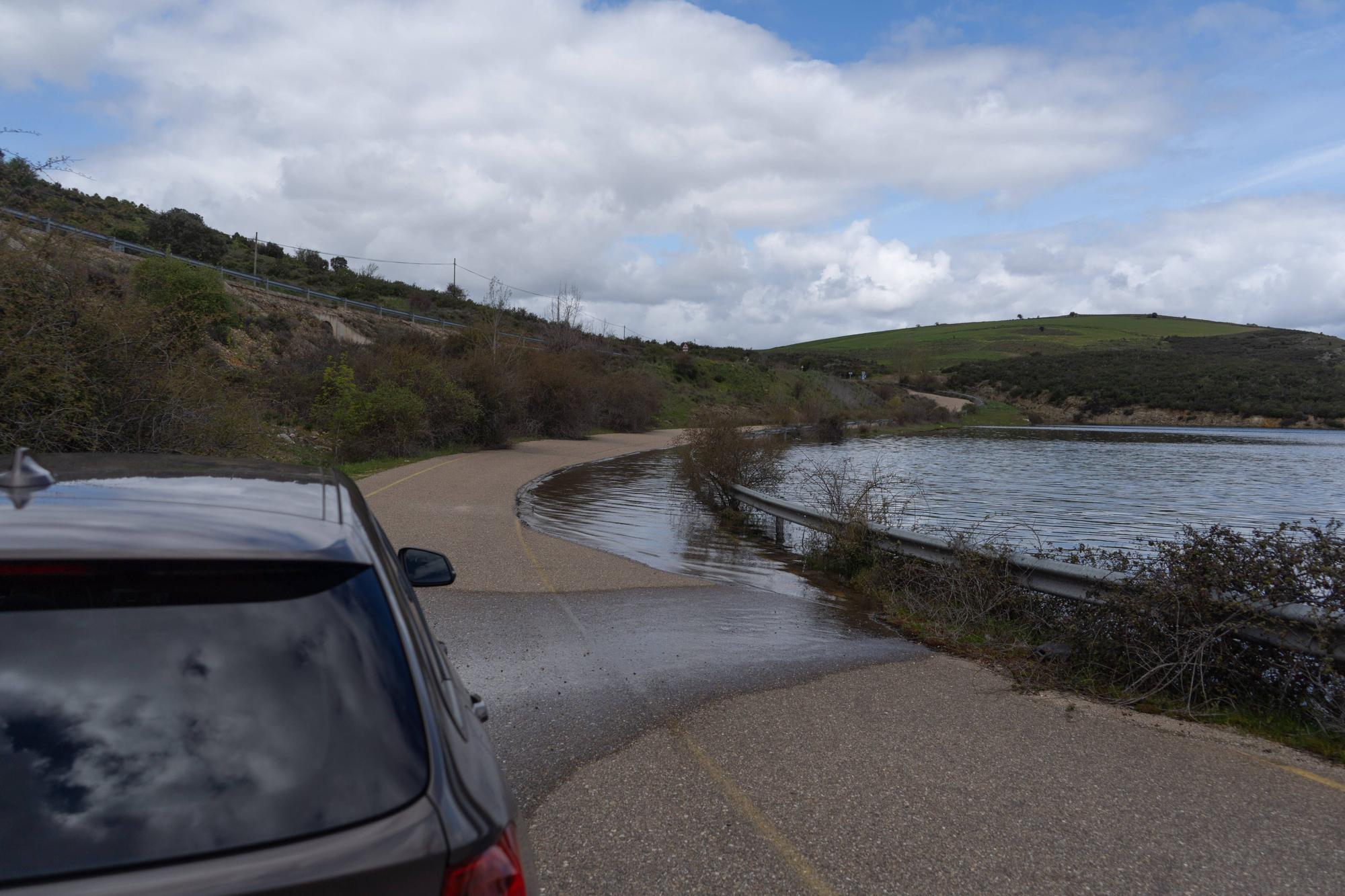 Estado del embalse de Ricobayo tras las lluvias caídas en la Semana Santa de 2024.