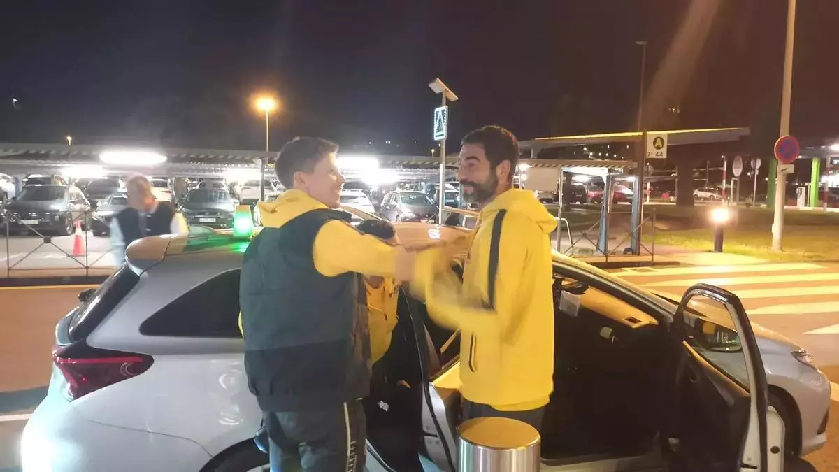 ?Aterrizaje de emergencia del Villarreal en Santander!