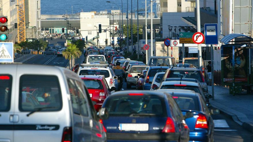 Atascos en Santa Cruz de Tenerife.