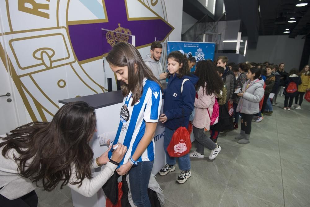 El CEIP Arteixo en Riazor con Valores Branquiazuis