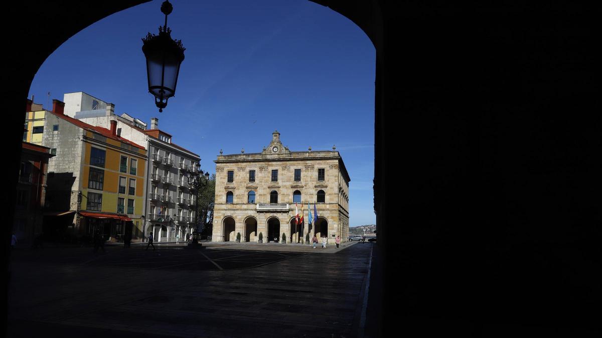La fachada del Ayuntamiento de Gijón