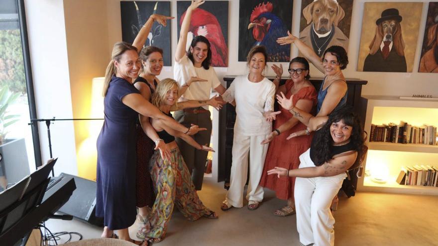 Joyas, pinturas y humanoides
