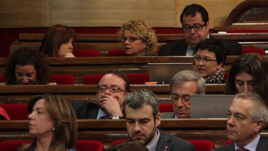 El PSC reubica els tres diputats díscols a l&#039;hemicicle