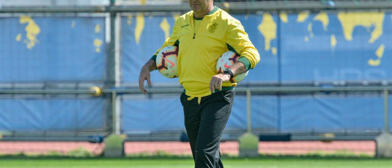 Pepe Mel, técnico de la UD Las Palmas durante un entrenamiento en El Hornillo la semana pasada.