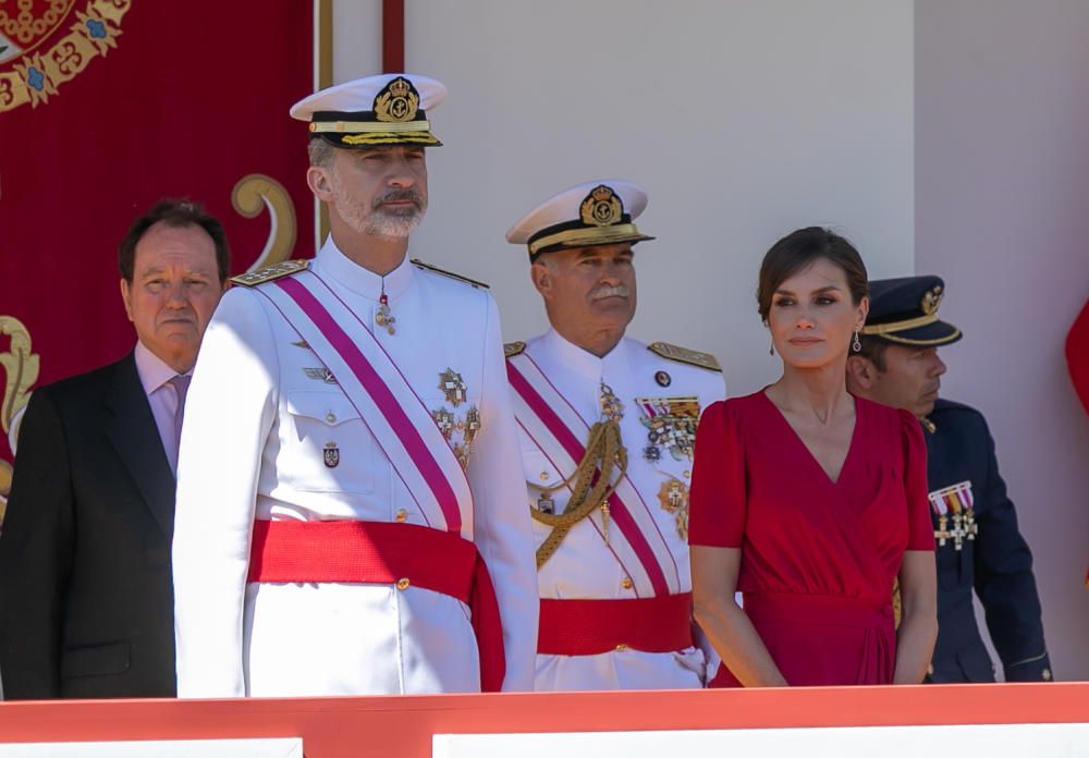 Las fotos del desfile de las Fuerzas Armadas