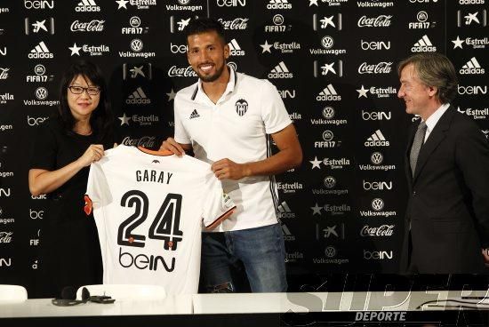 Así ha sido la presentación de Garay y Mangala