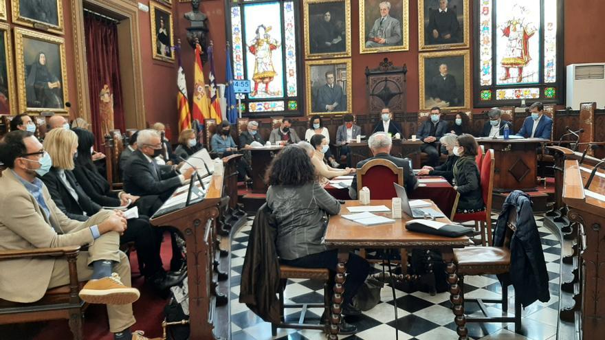 Los funcionarios municipales serán galardonados con la medalla de oro de la ciudad