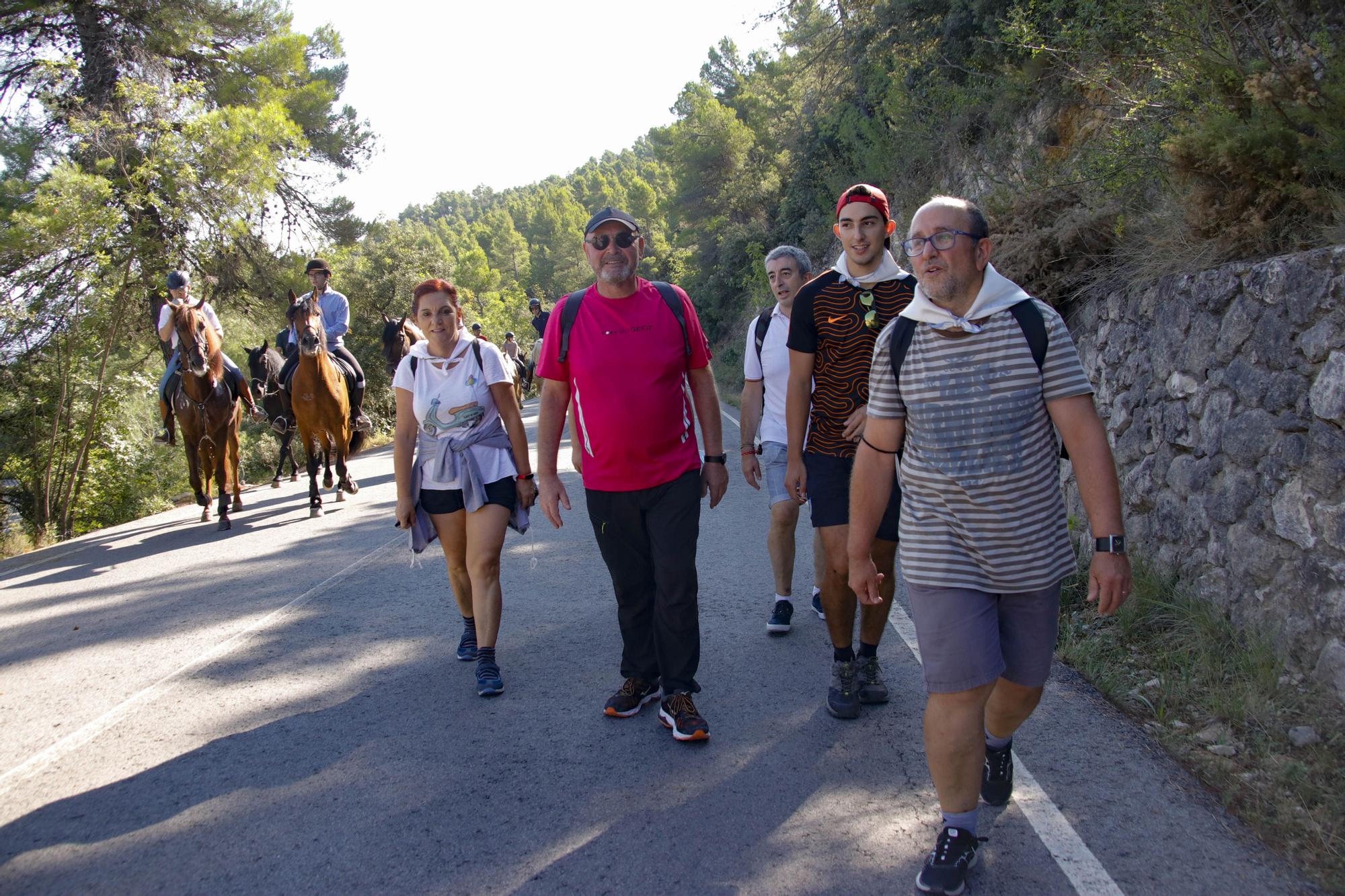 Alcoy vuelve a celebrar tres años después la romería de la Font Roja