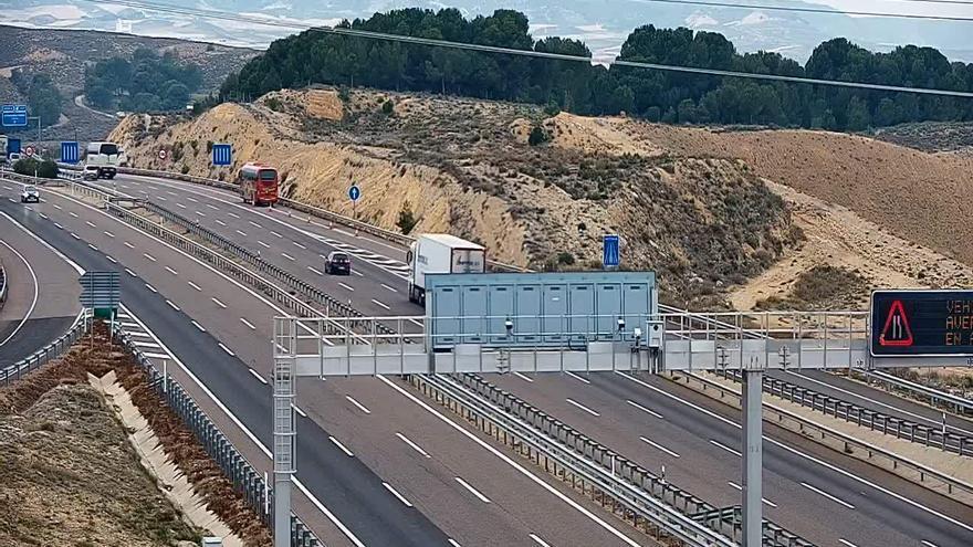 Retenciones en Zaragoza y Sabiñánigo por accidentes en la A-2 y en la N-330