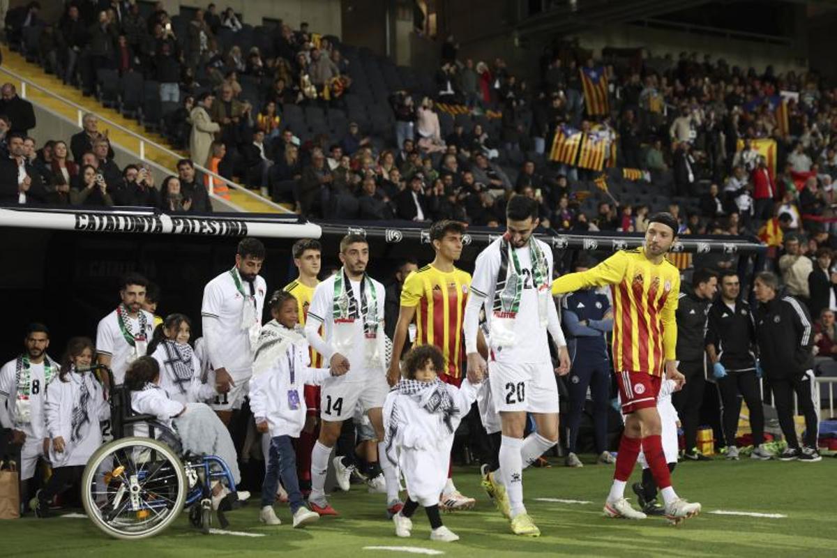 Partido entre Catalunya-Palestina en el Estadi Olímpic de Lluís Companys