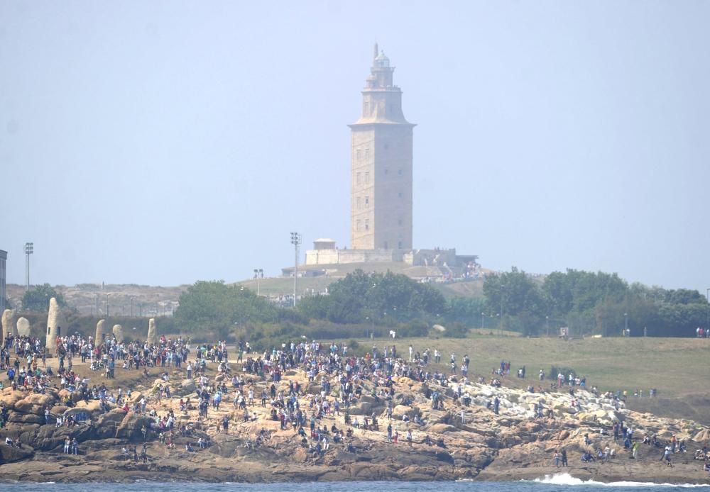 La Regata de Grandes Veleros abandona a A Coruña