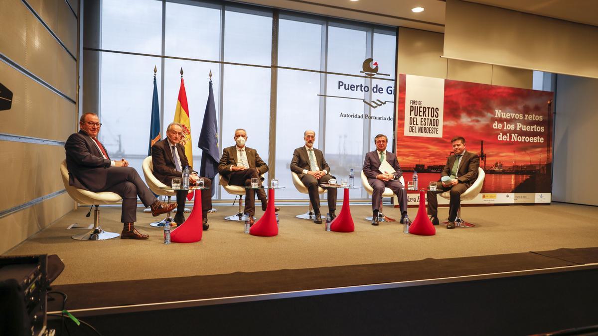 Cumbre de las comunidades portuarias del Noroeste en Gijón