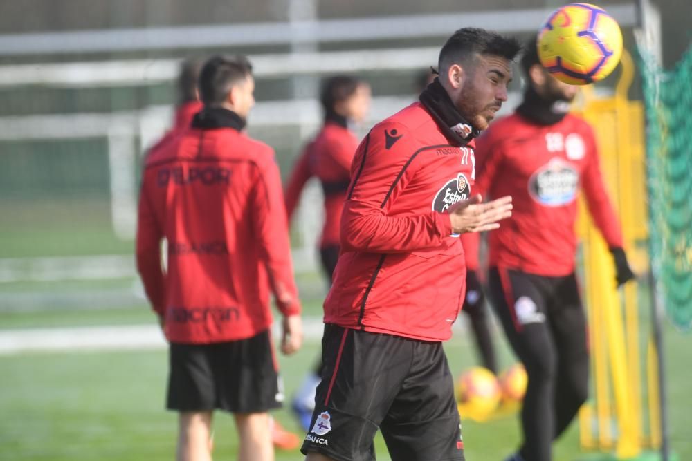 El Dépor se entrena tras empatar ante el Tenerife