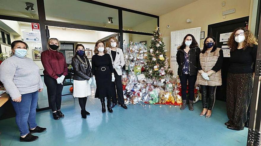 La Fundación Bastiano Bergese, en una entrega de juguetes.