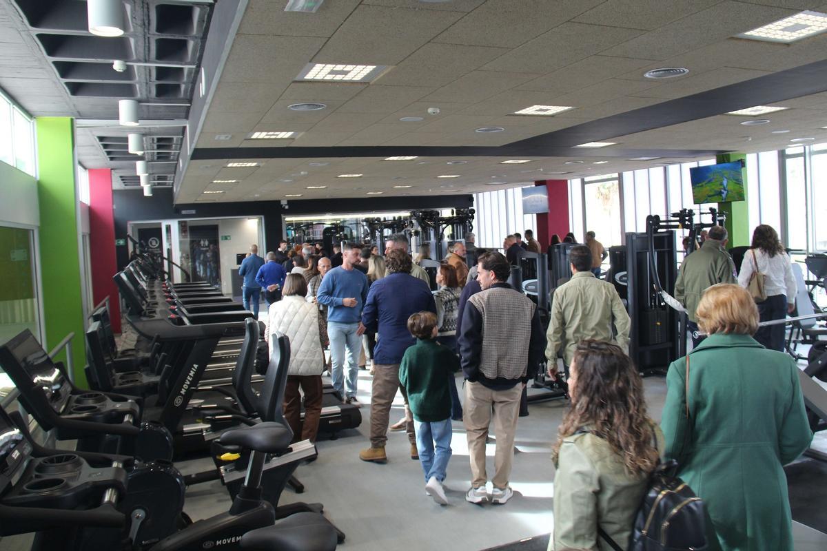 El complejo deportivo de Cártama incorpora también un edificio nuevo con gimnasio.