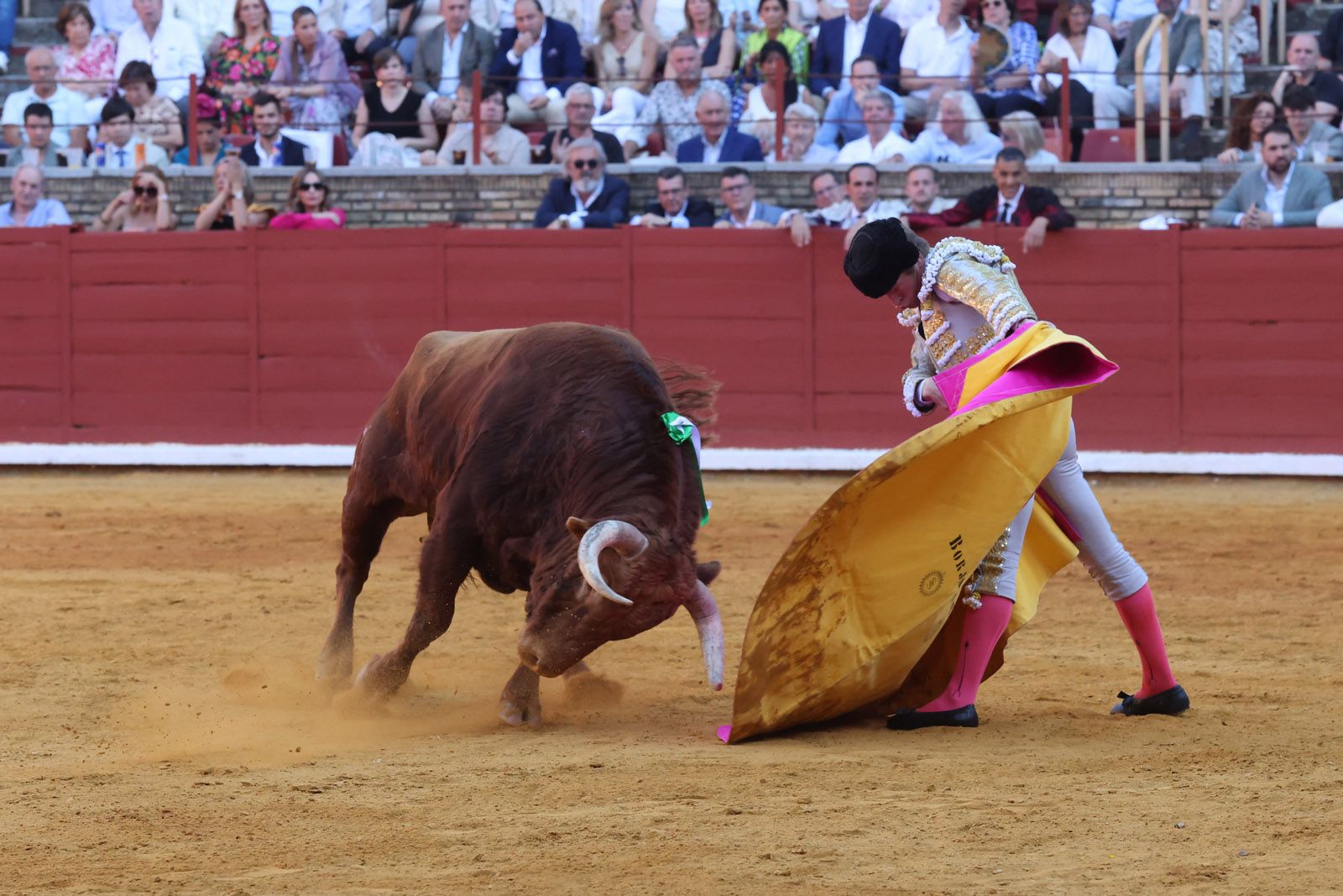 Migie Ángel Perera sale a hombros de Los Califas