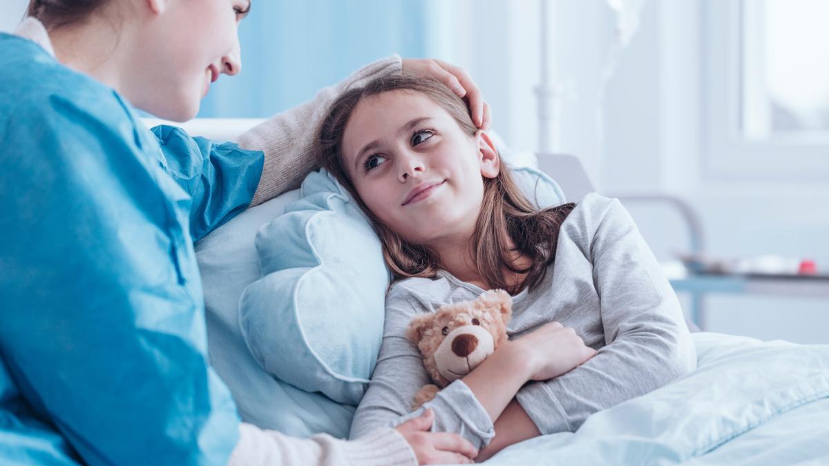 Una niña hospitalizada.