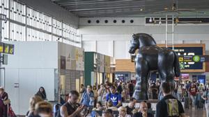 El Prat afronta una dècada d’obres abans de l’ampliació