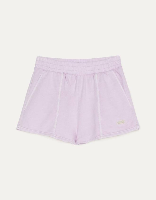 Shorts en color lila de Bershka