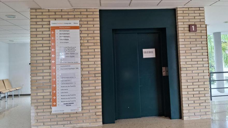 Ocho meses sin ascensor en el Centro de Salud Integral de Dénia