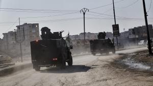 Archivo - Efectivos de las Fuerzas Democráticas Sirias (FDS) en la ciudad de Raqqa.