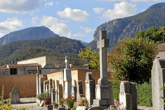 In Lloseta treffen unterschiedliche Kulturen und Baustile aufeinander. Ein Rundgang durch das Dorf in denen sich die Spuren der Vergangenheit bis zur Gegenwart wieder spiegeln.