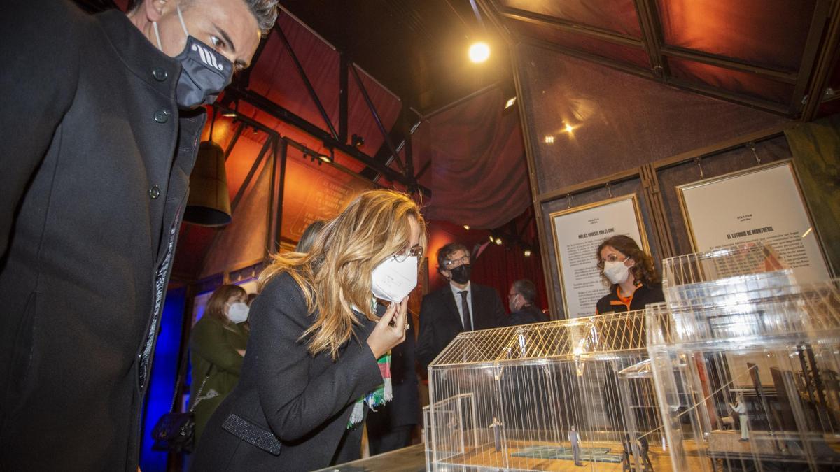 La vicealcaldesa de Cartagena, Ana Belén Castejón, visitó ayer la exposición.