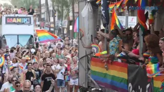 Un Orgullo "de todes" conquista Alicante