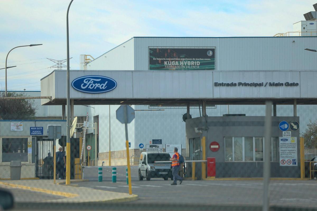 Entrada principal de la factoría de Ford en Almussafes.