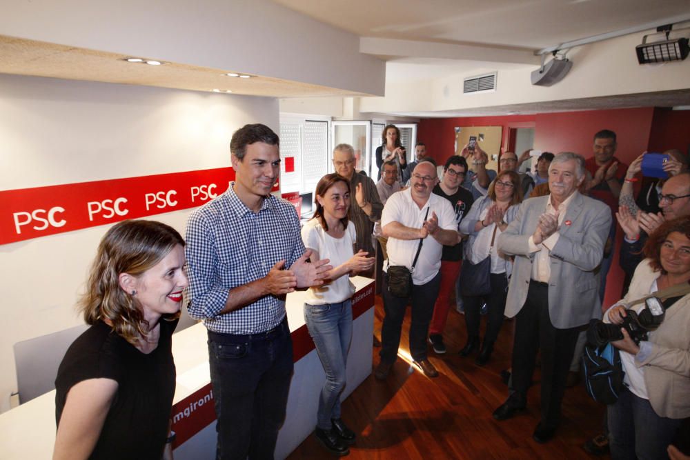 Pedro Sánchez es reuneix amb els militants a Girona