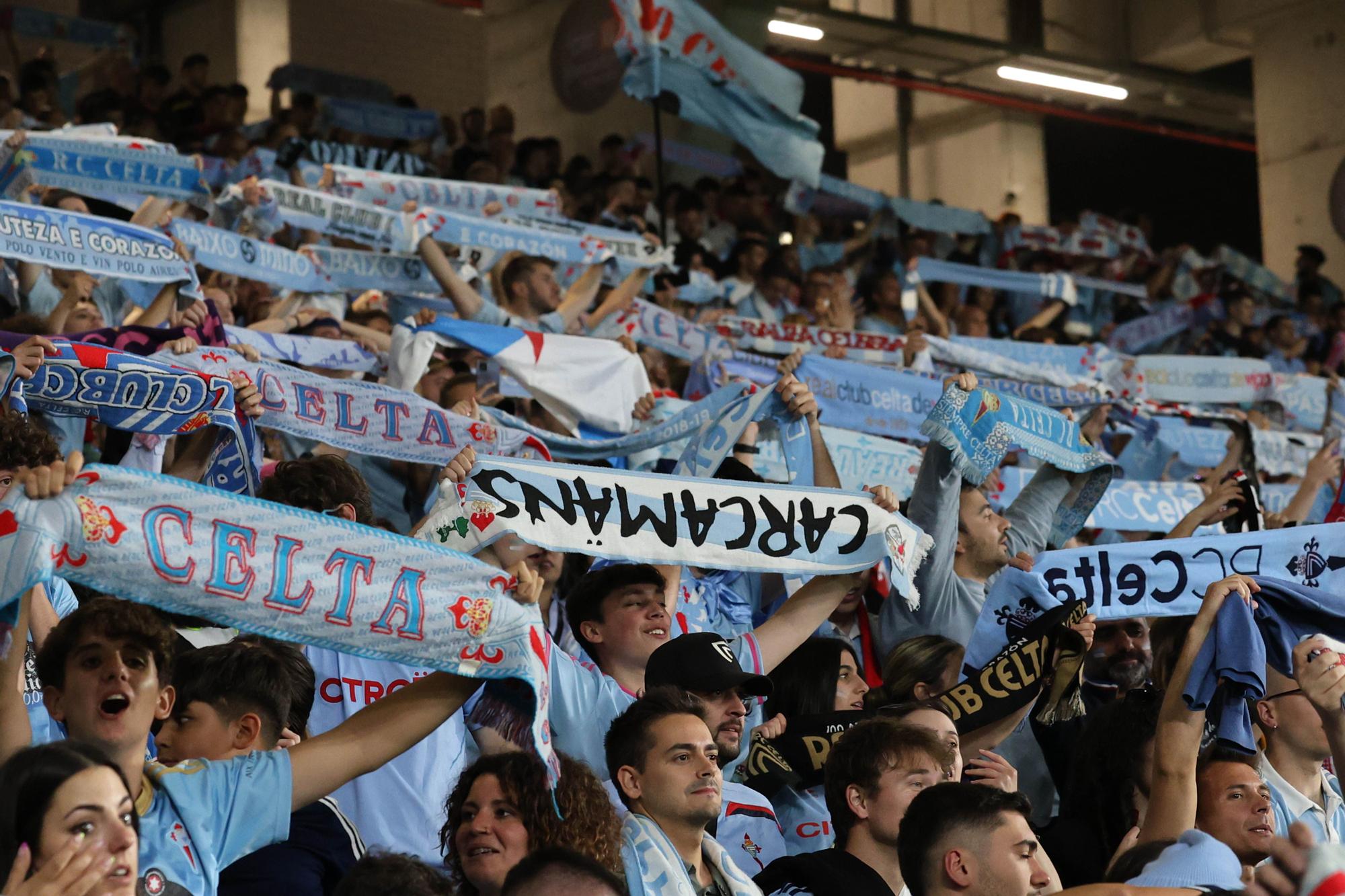 Lágrimas de felicidad en Balaídos: otro final de temporada agónico del Celta