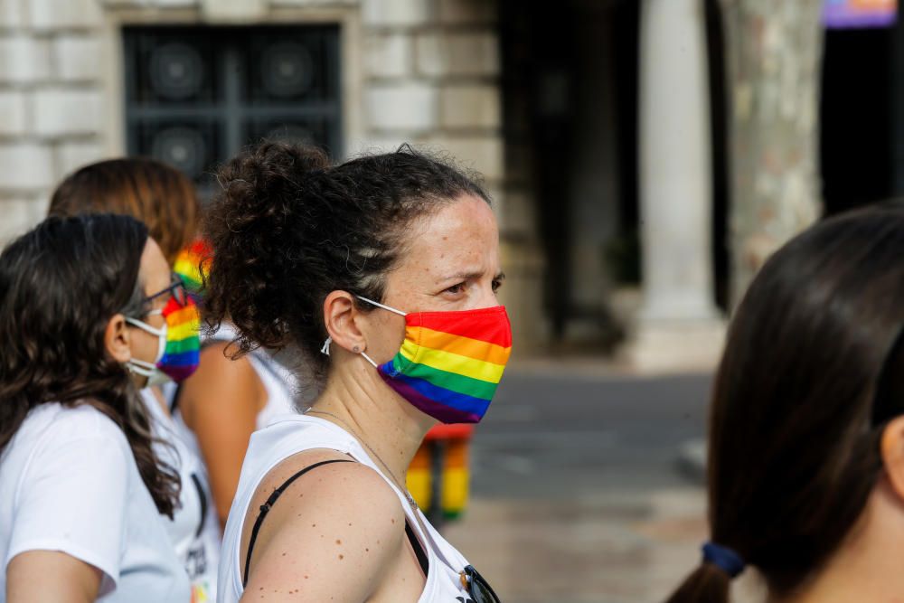 Lambda cierra en València el proyecto "Km por la diversidad y los derechos de las mujeres LTB"