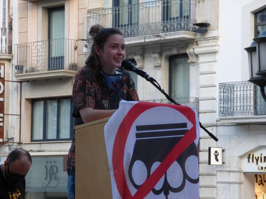 Acte contra la monarquia a la Rambla de Figueres