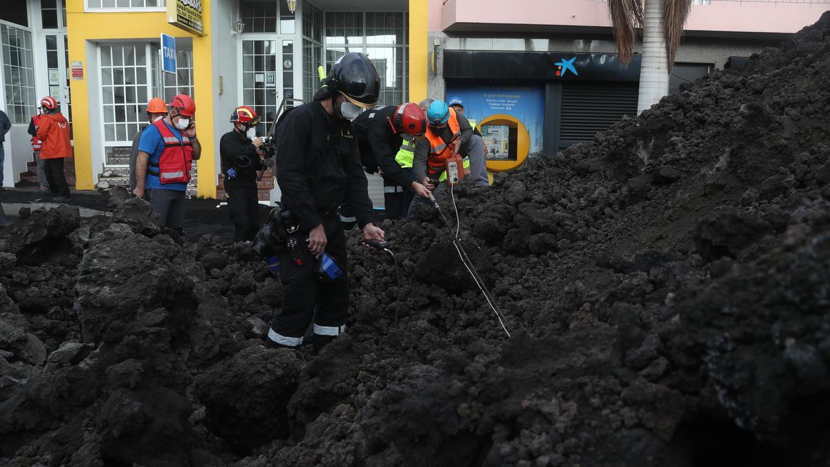 Prueba en La Laguna para la retirada de lava del volcán de La Palma