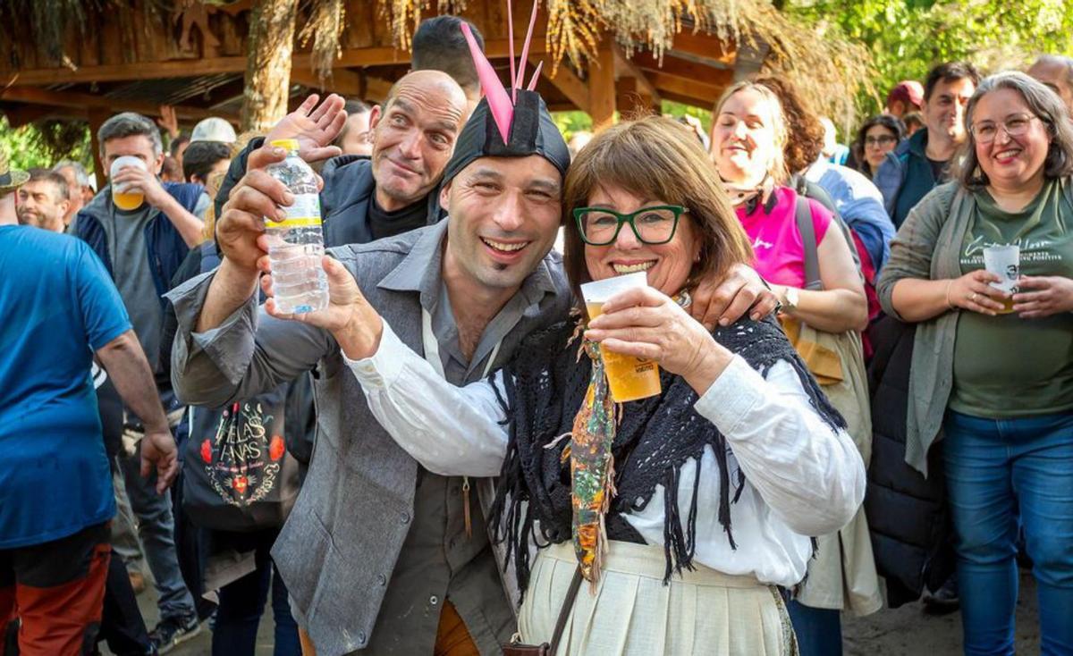 Na festa non faltaron os traballos tradicionais do campo. | // J.C.P