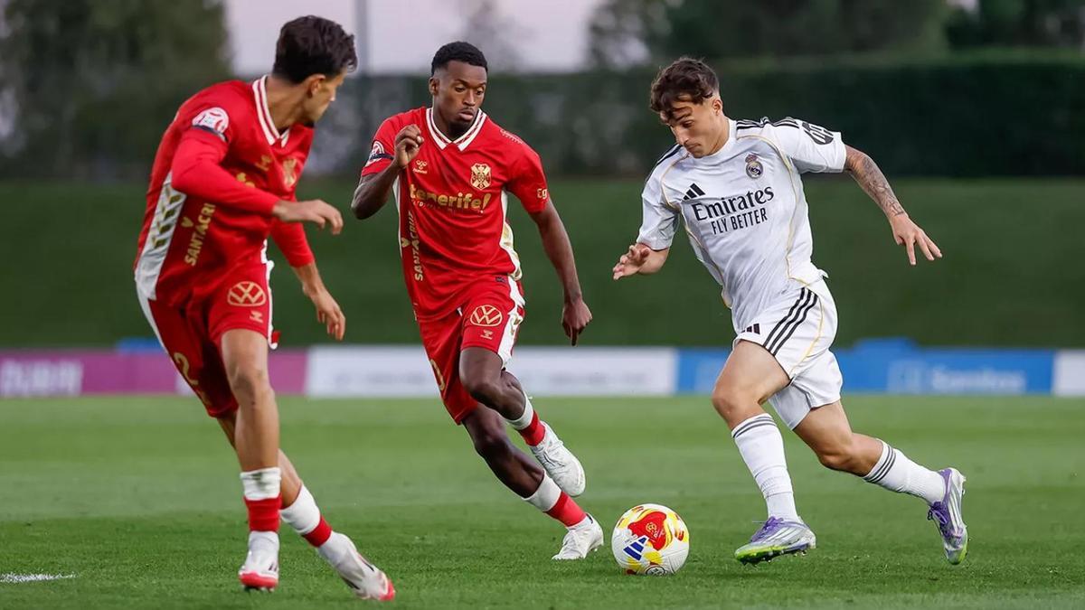 Lance del Real Madrid Castilla - Tenerife, disputado este pasado fin de semana.