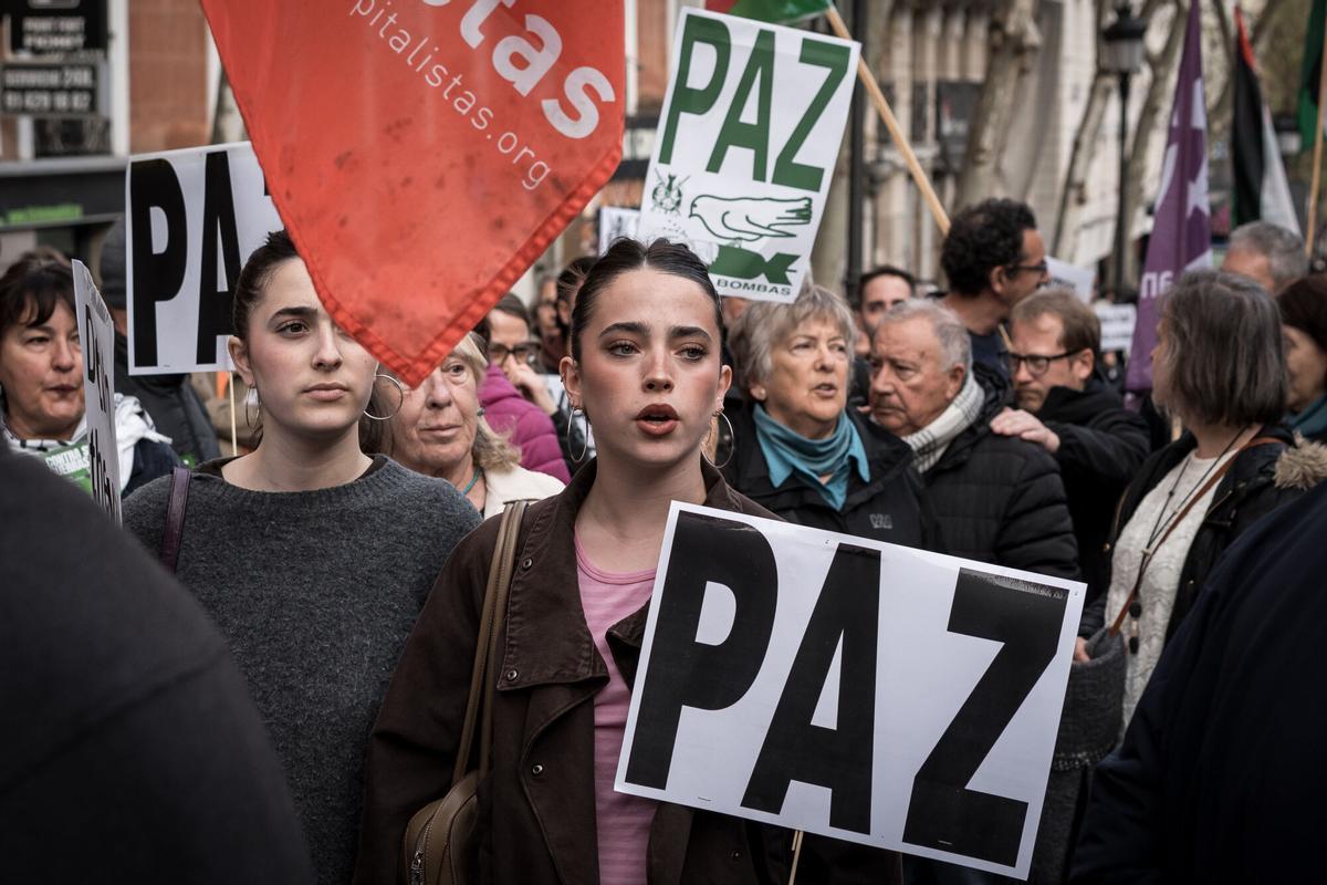 Las imágenes de la manifestación del "no a la guerra" en Madrid.