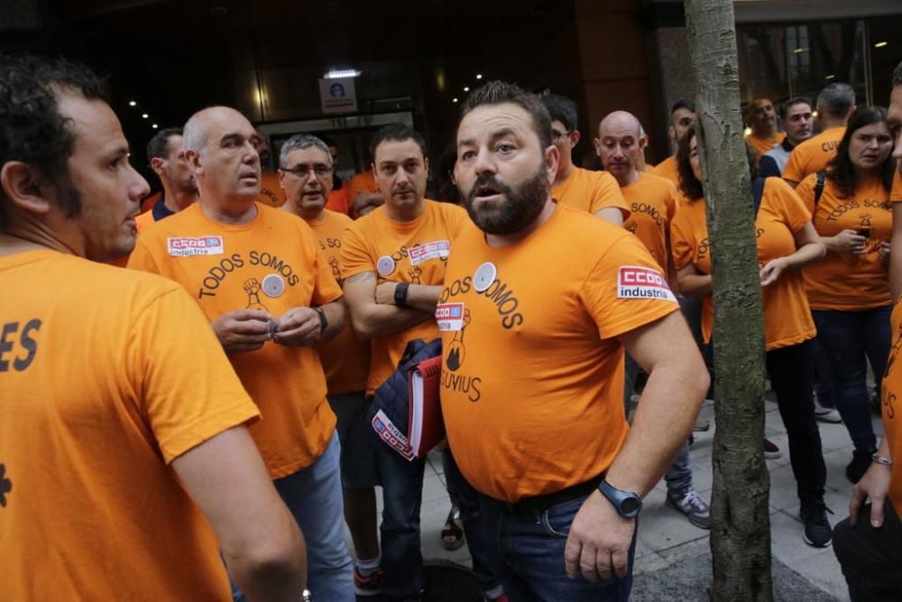 Reunión de los trabajadores de Vesuvius con SASEC