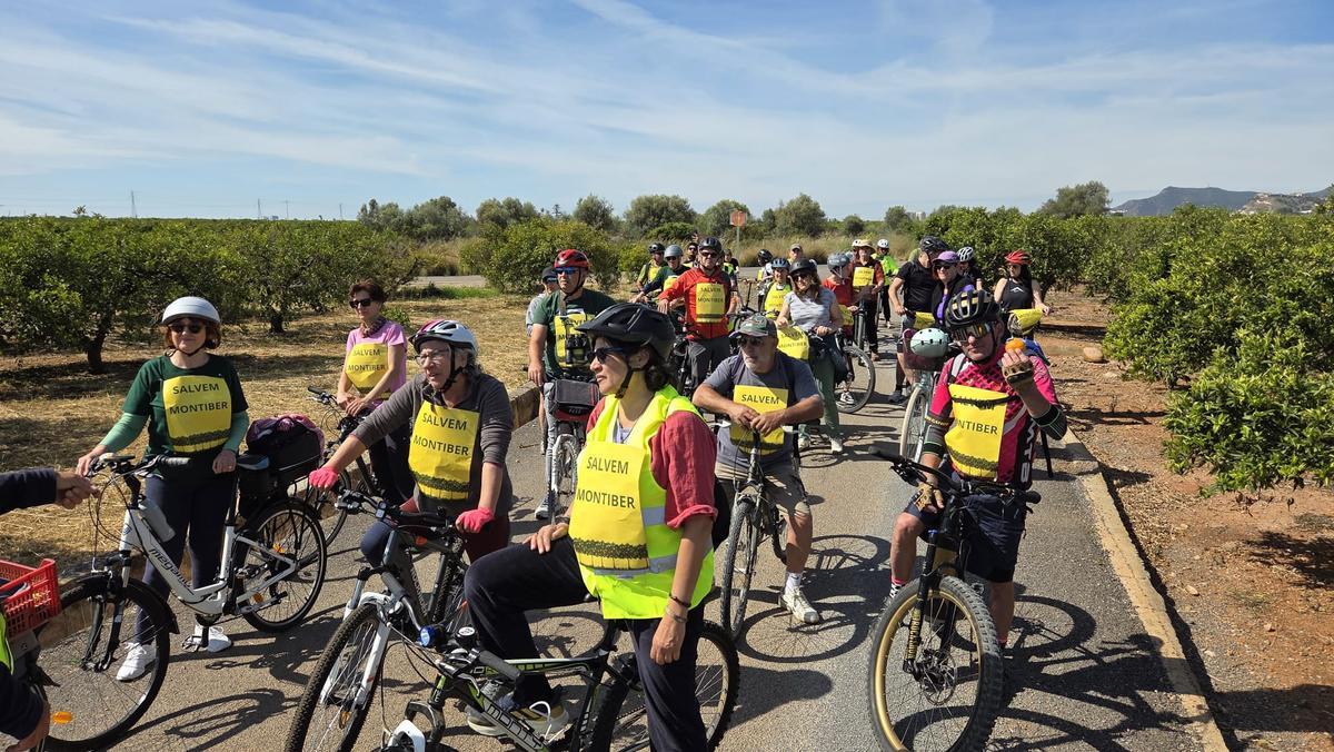 'Volta en bici' en defensa de Montiber