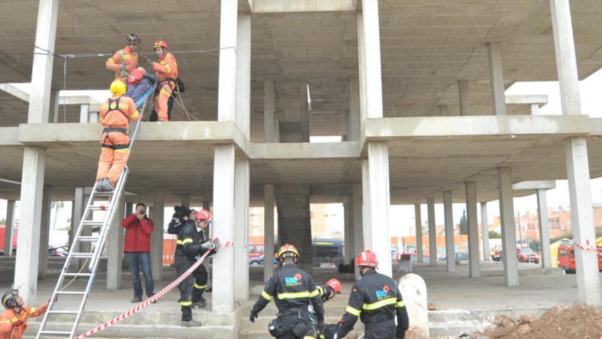 Imagen del simulacro de intervención en un terremoto organizado por el Ayuntamiento en el anterior mandato