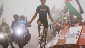 Pablo Castrillo triunfa en la cima del Cuitu Negru