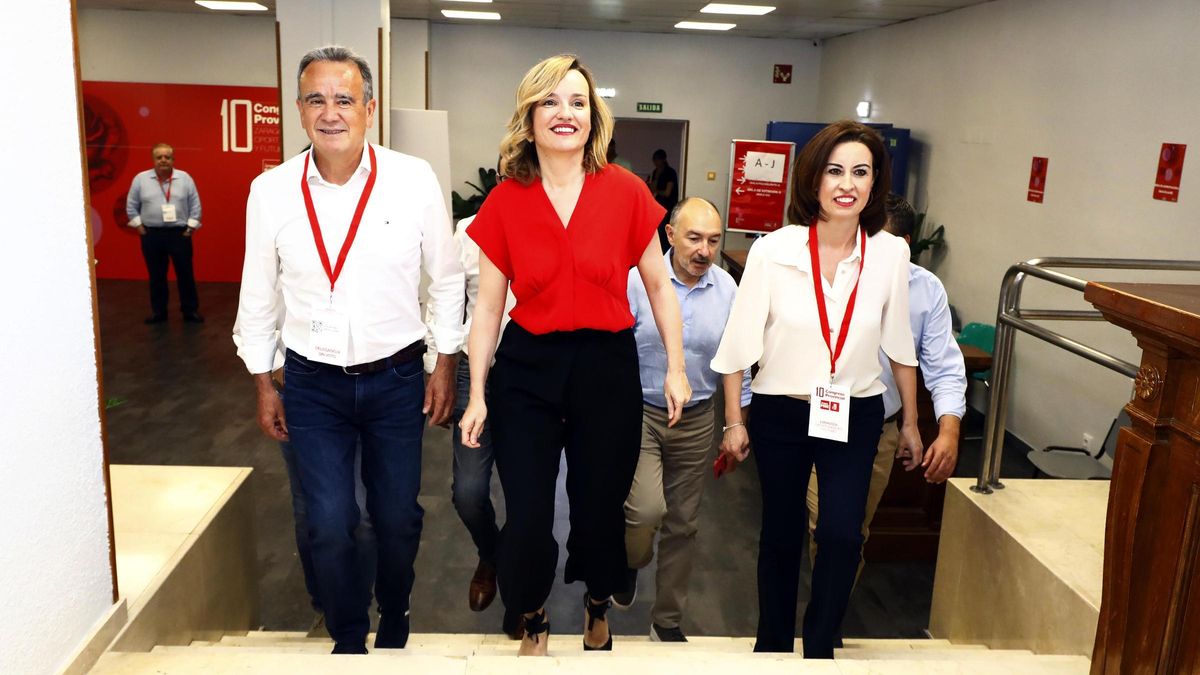 Juan Antonio Sánchez Quero, Pilar Alegría y Teresa Ladrero, el sábado a su llegada al congreso provincial del PSOE Zaragoza.