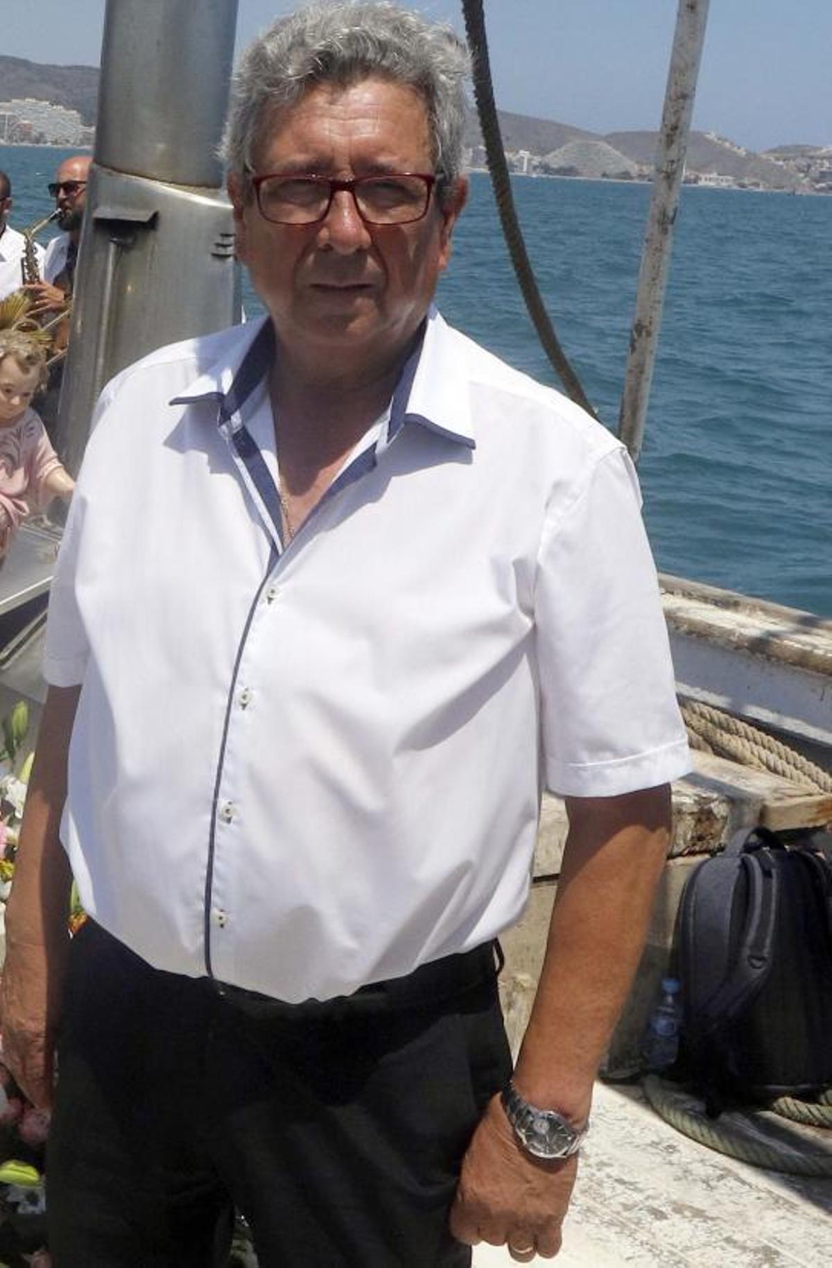 Vicente Pérez, durante la celebración de la patrona de la pesca en aguas de Cullera. | VICENT M. PASTOR
