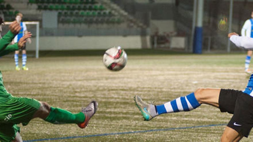 Un lance del Cornellà-Hércules