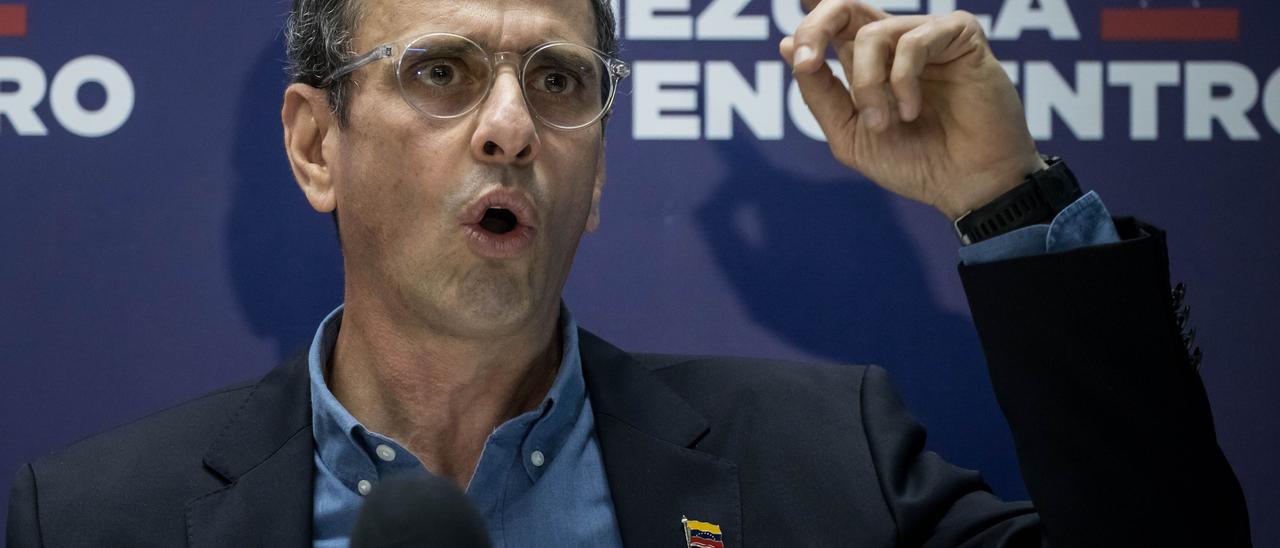 El líder opositor venezolano Henrique Capriles, durante una rueda de prensa.